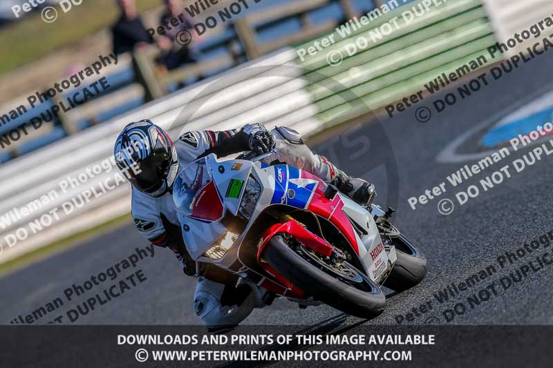 PJM Wedding Photography;enduro digital images;event digital images;eventdigitalimages;mallory park;mallory park photographs;mallory park trackday;mallory park trackday photographs;no limits trackdays;peter wileman photography;racing digital images;trackday digital images;trackday photos